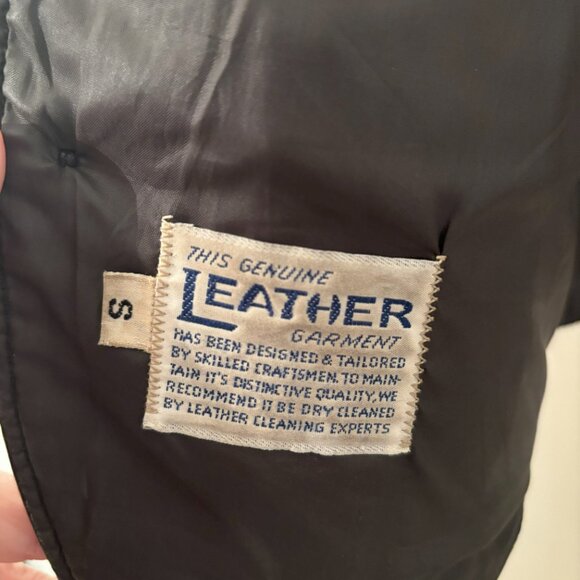 Black Leather Vest - Picture 7 of 7